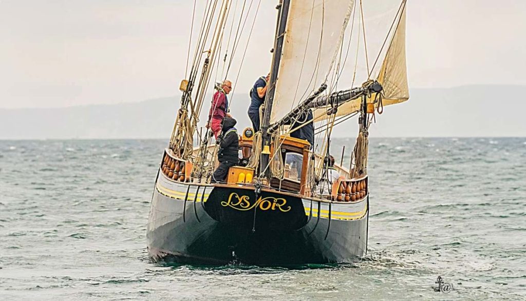 Séminaire à Quiberon : embarquez sur un vieux grément au coucher du soleil